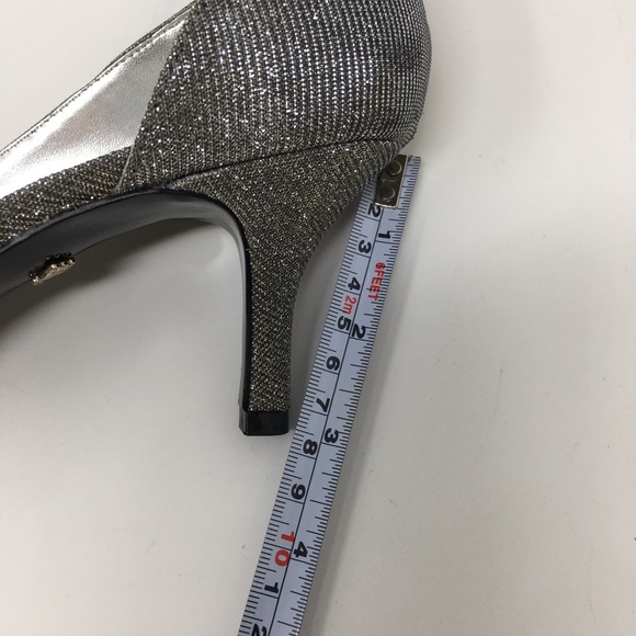 Shoes - Picture 7 of 7